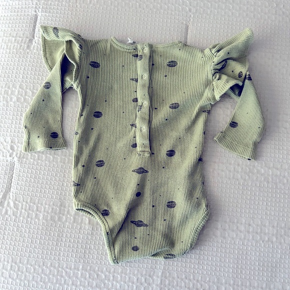 Kate Quinn Olive Colored Planet Onesie - Picture 2 of 2
